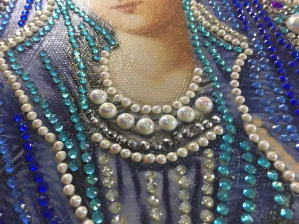 DIY Mother Mary Rhinestone Painting